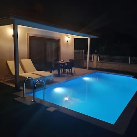 Villa London *